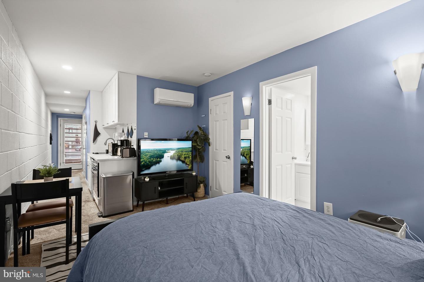 1420 RHODE ISLAND AVE NW, WASHINGTON, District Of Columbia 20005, 3 Bedrooms Bedrooms, ,3 BathroomsBathrooms,Residential,For sale,1420 RHODE ISLAND AVE NW,DCDC2246912 MLS # DCDC2246912