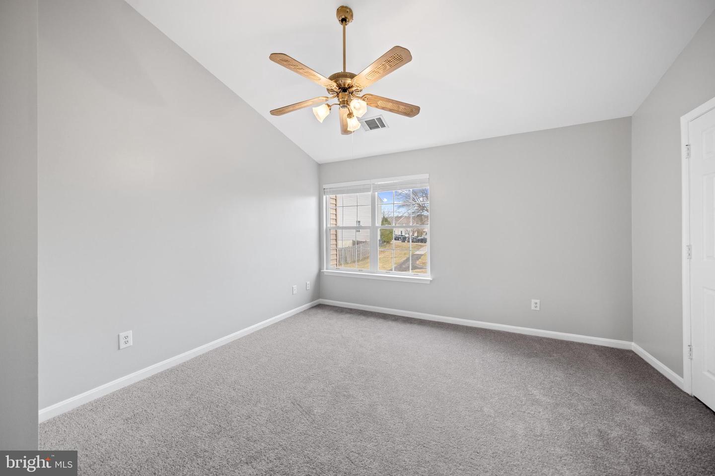 16932 TOMS RIVER LOOP, DUMFRIES, Virginia 22026, 3 Bedrooms Bedrooms, ,3 BathroomsBathrooms,Residential,For sale,16932 TOMS RIVER LOOP,VAPW2112930 MLS # VAPW2112930