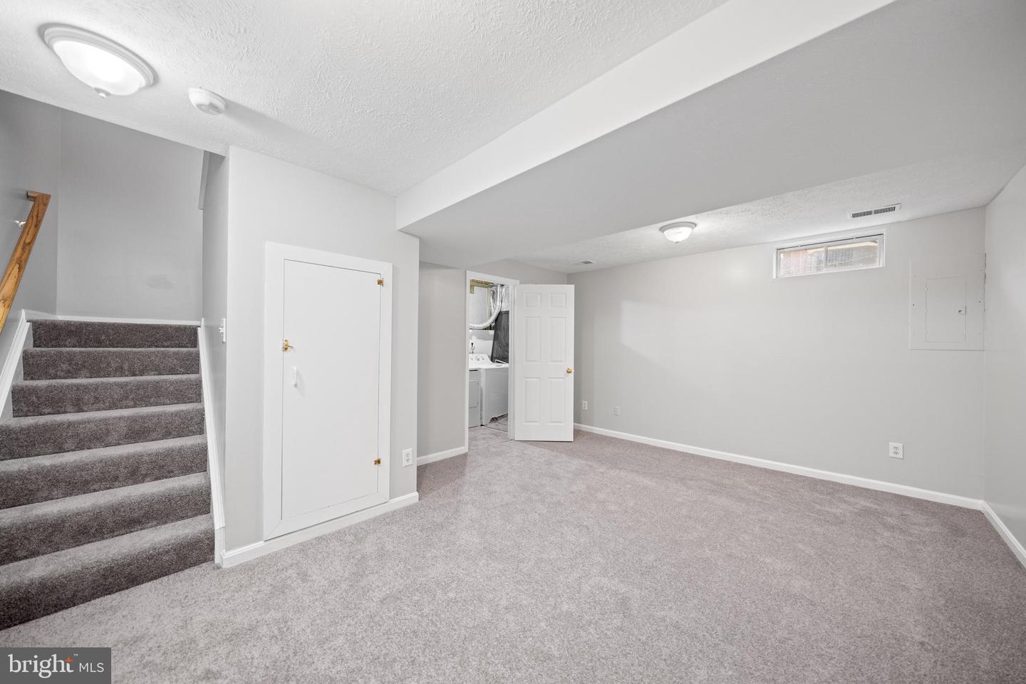 16932 TOMS RIVER LOOP, DUMFRIES, Virginia 22026, 3 Bedrooms Bedrooms, ,3 BathroomsBathrooms,Residential,For sale,16932 TOMS RIVER LOOP,VAPW2112930 MLS # VAPW2112930