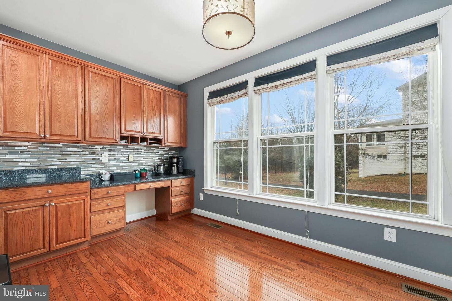 8717 FLOWERING DOGWOOD LN, LORTON, Virginia 22079, 4 Bedrooms Bedrooms, ,4 BathroomsBathrooms,Residential,For sale,8717 FLOWERING DOGWOOD LN,VAFX2292138 MLS # VAFX2292138