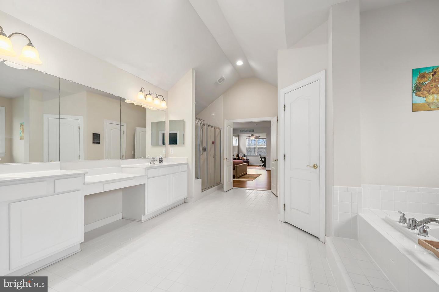 8717 FLOWERING DOGWOOD LN, LORTON, Virginia 22079, 4 Bedrooms Bedrooms, ,4 BathroomsBathrooms,Residential,For sale,8717 FLOWERING DOGWOOD LN,VAFX2292138 MLS # VAFX2292138