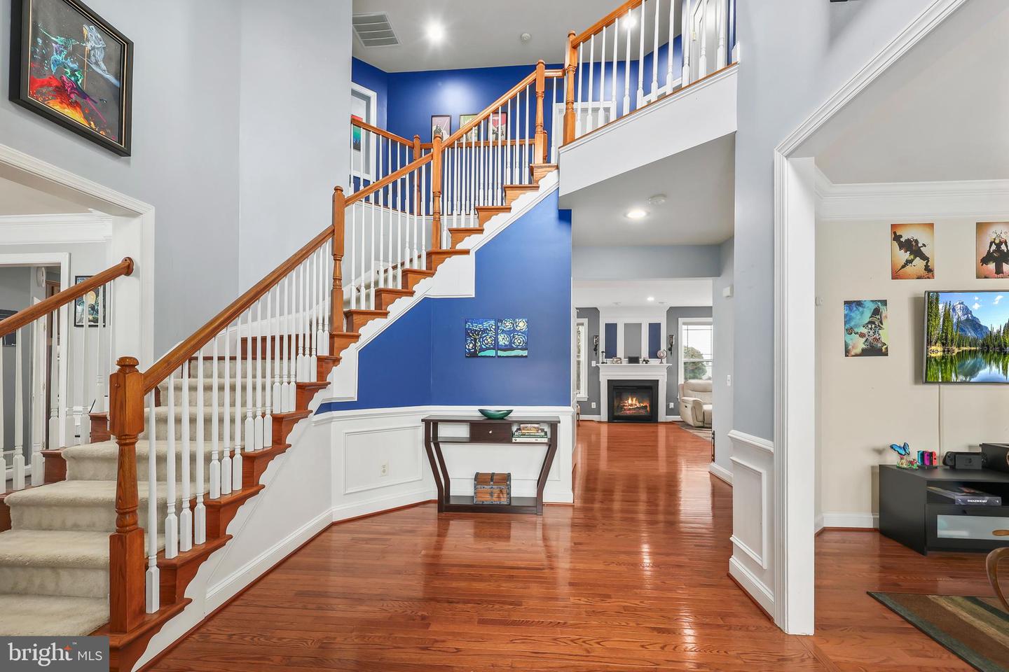 8717 FLOWERING DOGWOOD LN, LORTON, Virginia 22079, 4 Bedrooms Bedrooms, ,4 BathroomsBathrooms,Residential,For sale,8717 FLOWERING DOGWOOD LN,VAFX2292138 MLS # VAFX2292138