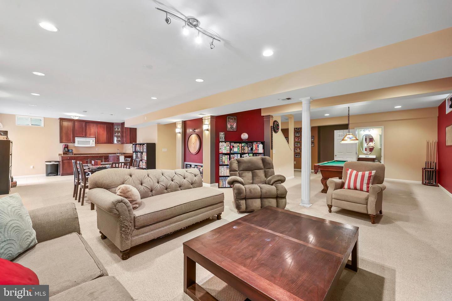 8717 FLOWERING DOGWOOD LN, LORTON, Virginia 22079, 4 Bedrooms Bedrooms, ,4 BathroomsBathrooms,Residential,For sale,8717 FLOWERING DOGWOOD LN,VAFX2292138 MLS # VAFX2292138