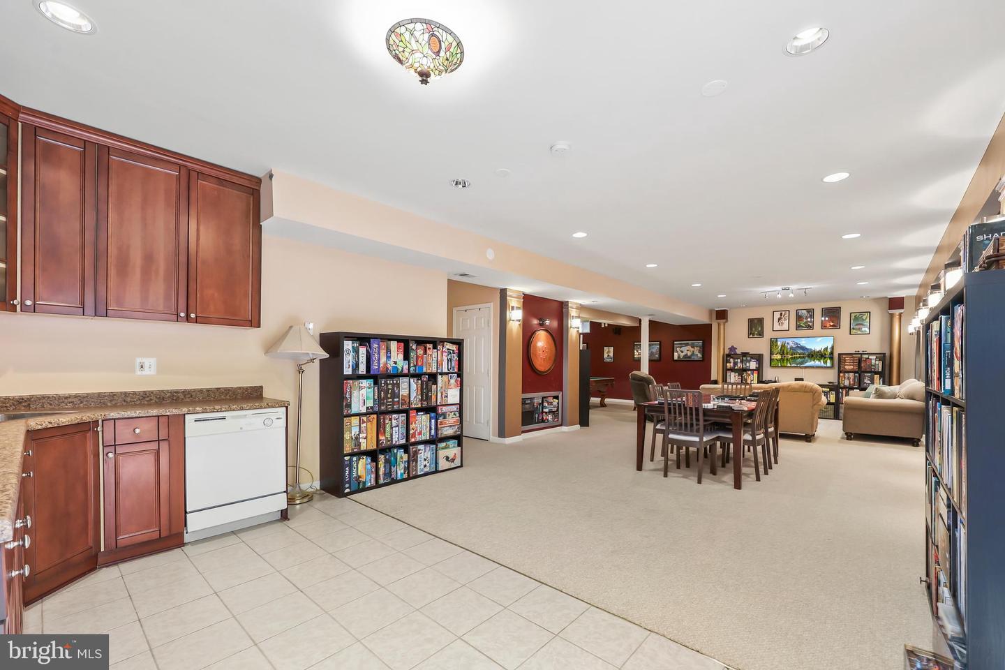 8717 FLOWERING DOGWOOD LN, LORTON, Virginia 22079, 4 Bedrooms Bedrooms, ,4 BathroomsBathrooms,Residential,For sale,8717 FLOWERING DOGWOOD LN,VAFX2292138 MLS # VAFX2292138