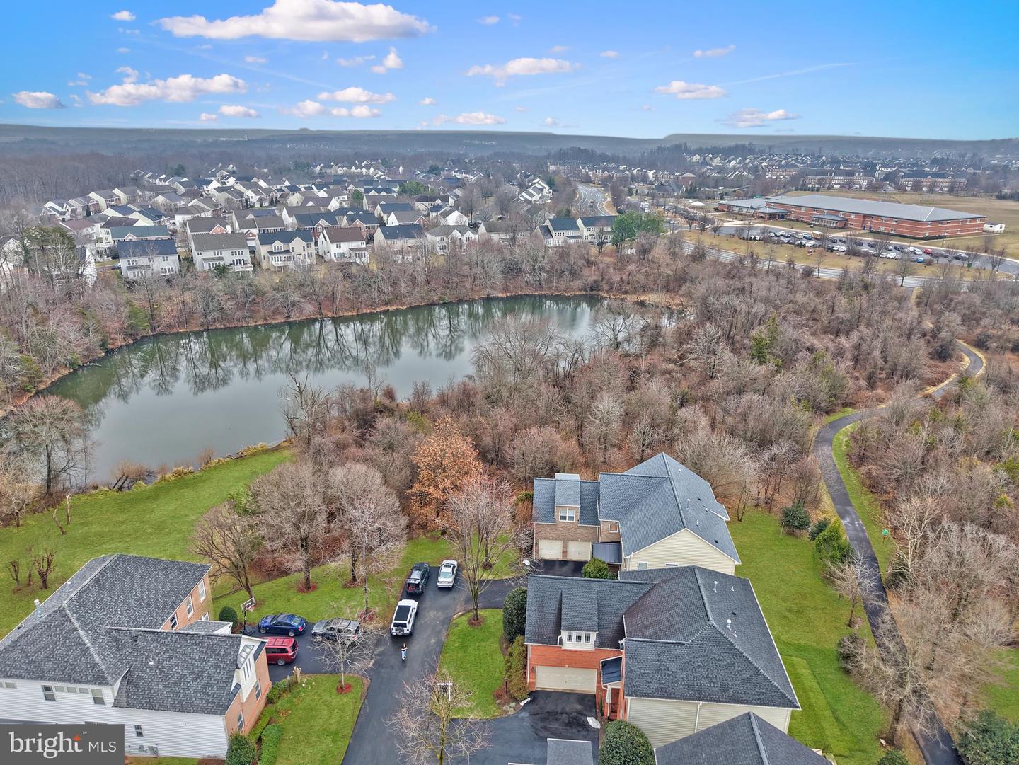 8717 FLOWERING DOGWOOD LN, LORTON, Virginia 22079, 4 Bedrooms Bedrooms, ,4 BathroomsBathrooms,Residential,For sale,8717 FLOWERING DOGWOOD LN,VAFX2292138 MLS # VAFX2292138