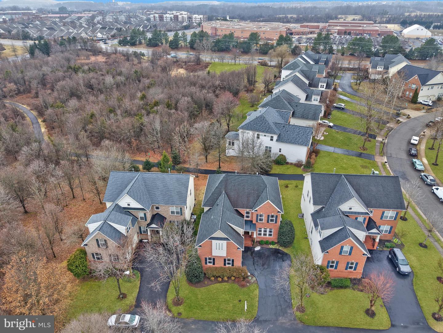 8717 FLOWERING DOGWOOD LN, LORTON, Virginia 22079, 4 Bedrooms Bedrooms, ,4 BathroomsBathrooms,Residential,For sale,8717 FLOWERING DOGWOOD LN,VAFX2292138 MLS # VAFX2292138