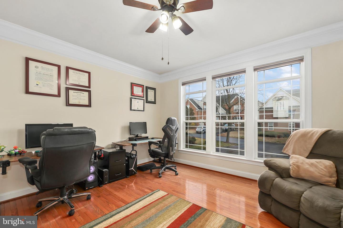 8717 FLOWERING DOGWOOD LN, LORTON, Virginia 22079, 4 Bedrooms Bedrooms, ,4 BathroomsBathrooms,Residential,For sale,8717 FLOWERING DOGWOOD LN,VAFX2292138 MLS # VAFX2292138