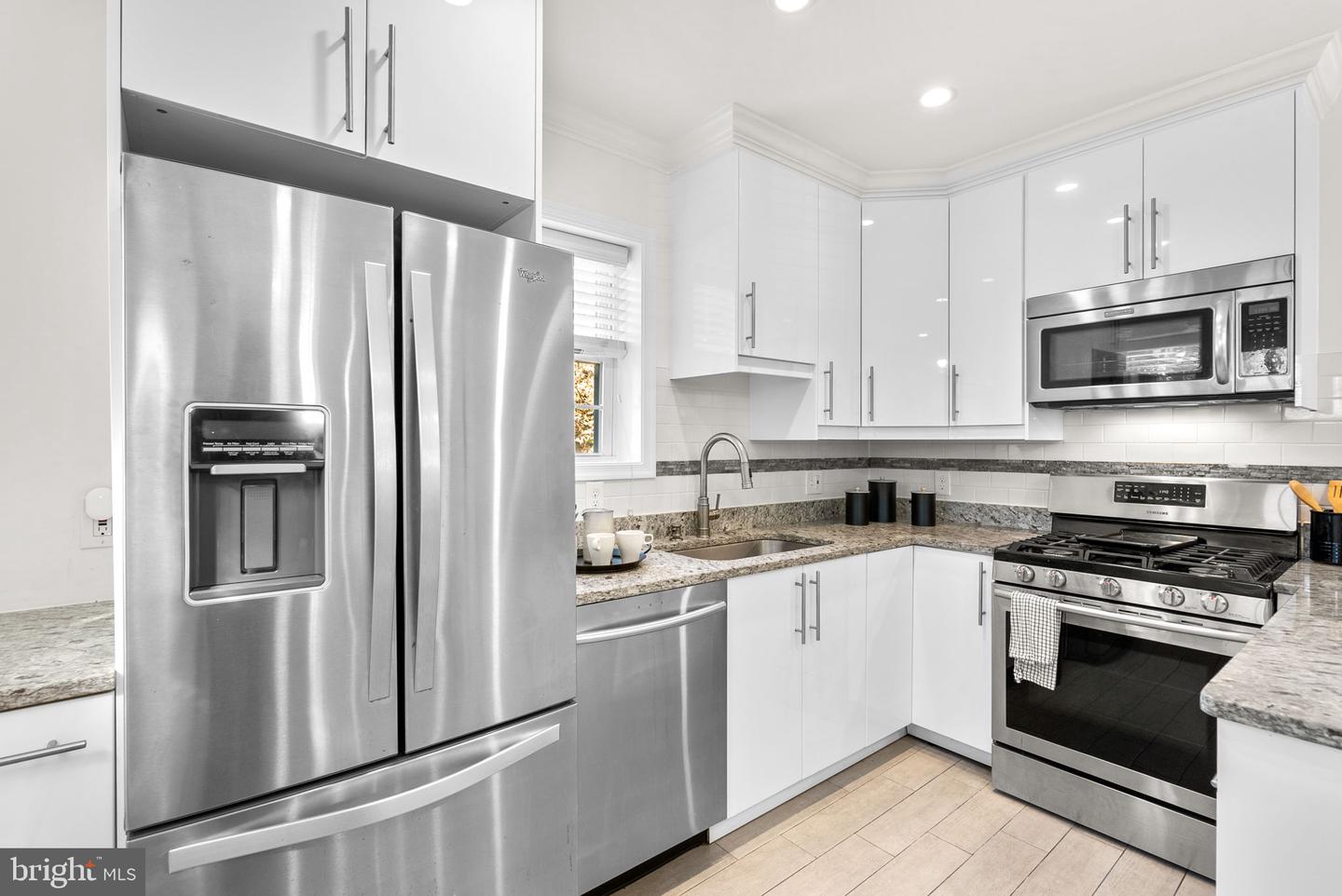 1201 QUEEN ST NE, WASHINGTON, District Of Columbia 20002, 5 Bedrooms Bedrooms, ,3 BathroomsBathrooms,Residential,For sale,1201 QUEEN ST NE,DCDC2247372 MLS # DCDC2247372