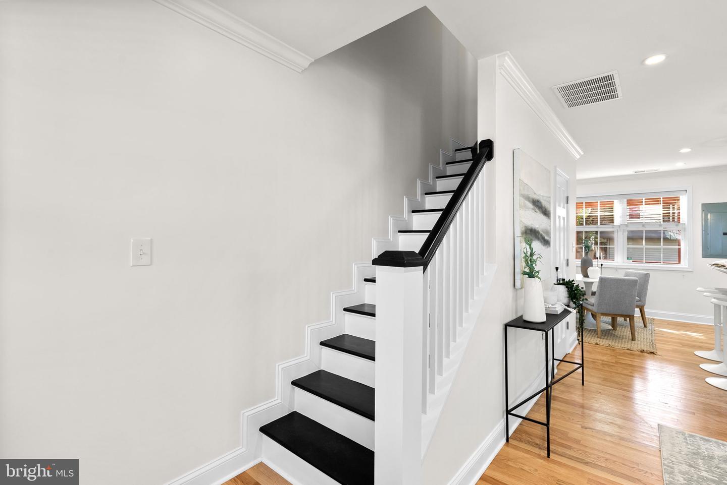 1201 QUEEN ST NE, WASHINGTON, District Of Columbia 20002, 5 Bedrooms Bedrooms, ,3 BathroomsBathrooms,Residential,For sale,1201 QUEEN ST NE,DCDC2247372 MLS # DCDC2247372