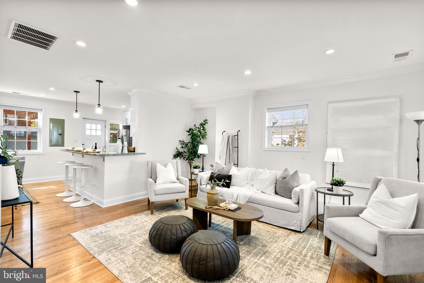 1201 QUEEN ST NE, WASHINGTON, District Of Columbia 20002, 5 Bedrooms Bedrooms, ,3 BathroomsBathrooms,Residential,For sale,1201 QUEEN ST NE,DCDC2247372 MLS # DCDC2247372