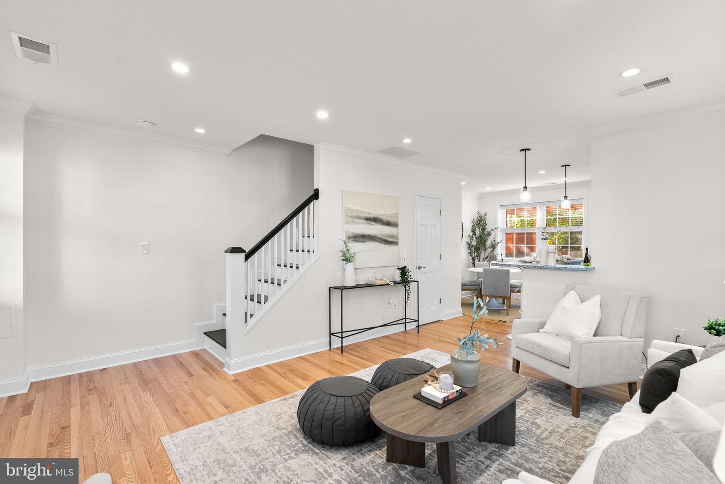 1201 QUEEN ST NE, WASHINGTON, District Of Columbia 20002, 5 Bedrooms Bedrooms, ,3 BathroomsBathrooms,Residential,For sale,1201 QUEEN ST NE,DCDC2247372 MLS # DCDC2247372