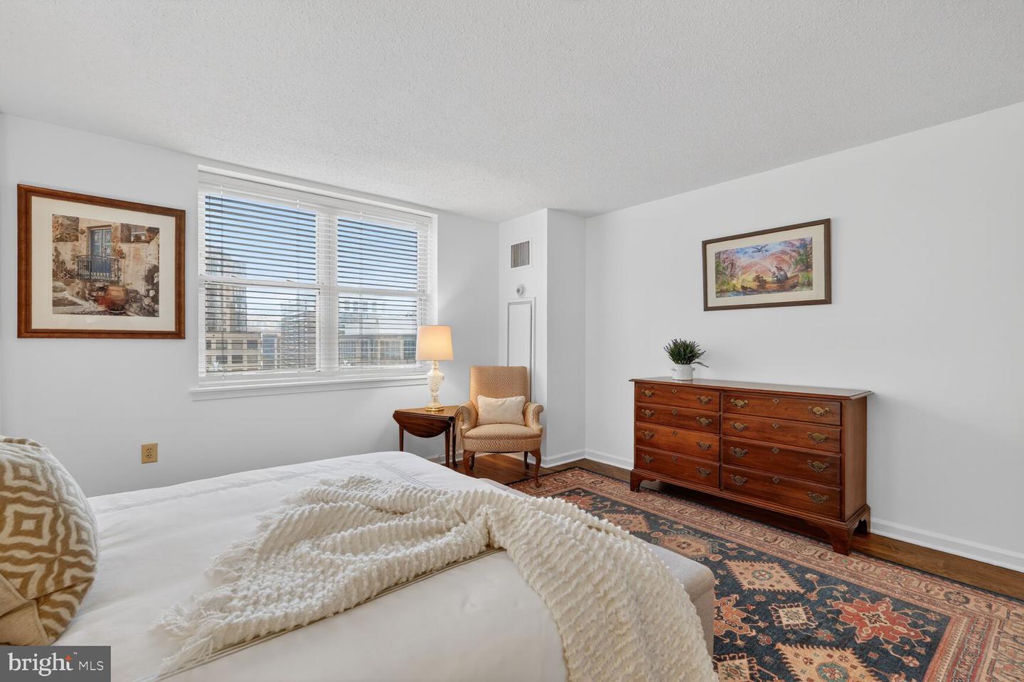 900 N TAYLOR ST #1612, ARLINGTON, Virginia 22203, 2 Bedrooms Bedrooms, 5 Rooms Rooms,2 BathroomsBathrooms,Residential,For sale,900 N TAYLOR ST #1612,VAAR2069192 MLS # VAAR2069192