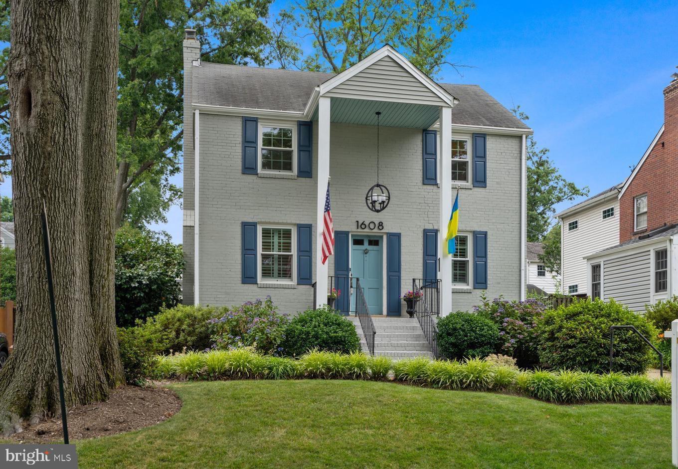 1608 CRESTWOOD DR, ALEXANDRIA, Virginia 22302, 3 Bedrooms Bedrooms, ,3 BathroomsBathrooms,Residential,For sale,1608 CRESTWOOD DR,VAAX2054444 MLS # VAAX2054444