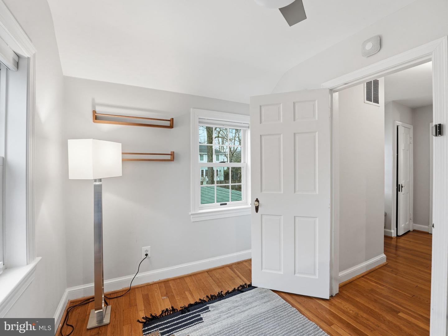 1608 CRESTWOOD DR, ALEXANDRIA, Virginia 22302, 3 Bedrooms Bedrooms, ,3 BathroomsBathrooms,Residential,For sale,1608 CRESTWOOD DR,VAAX2054444 MLS # VAAX2054444