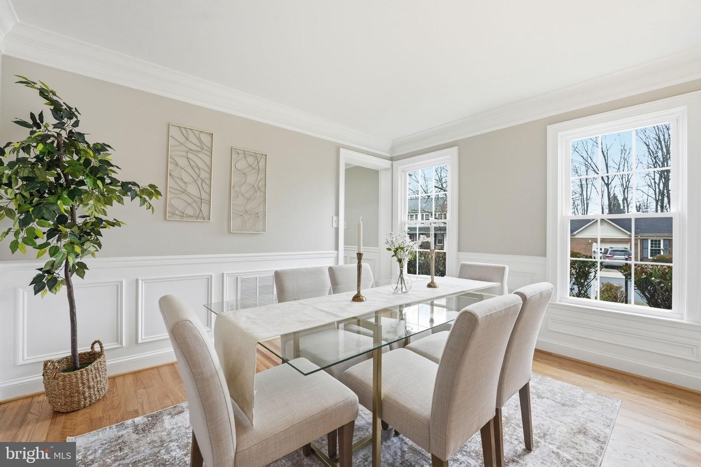 9438 WALLINGFORD DR, BURKE, Virginia 22015, 4 Bedrooms Bedrooms, ,3 BathroomsBathrooms,Residential,For sale,9438 WALLINGFORD DR,VAFX2292560 MLS # VAFX2292560