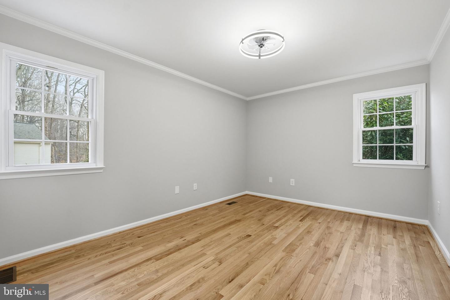 9438 WALLINGFORD DR, BURKE, Virginia 22015, 4 Bedrooms Bedrooms, ,3 BathroomsBathrooms,Residential,For sale,9438 WALLINGFORD DR,VAFX2292560 MLS # VAFX2292560