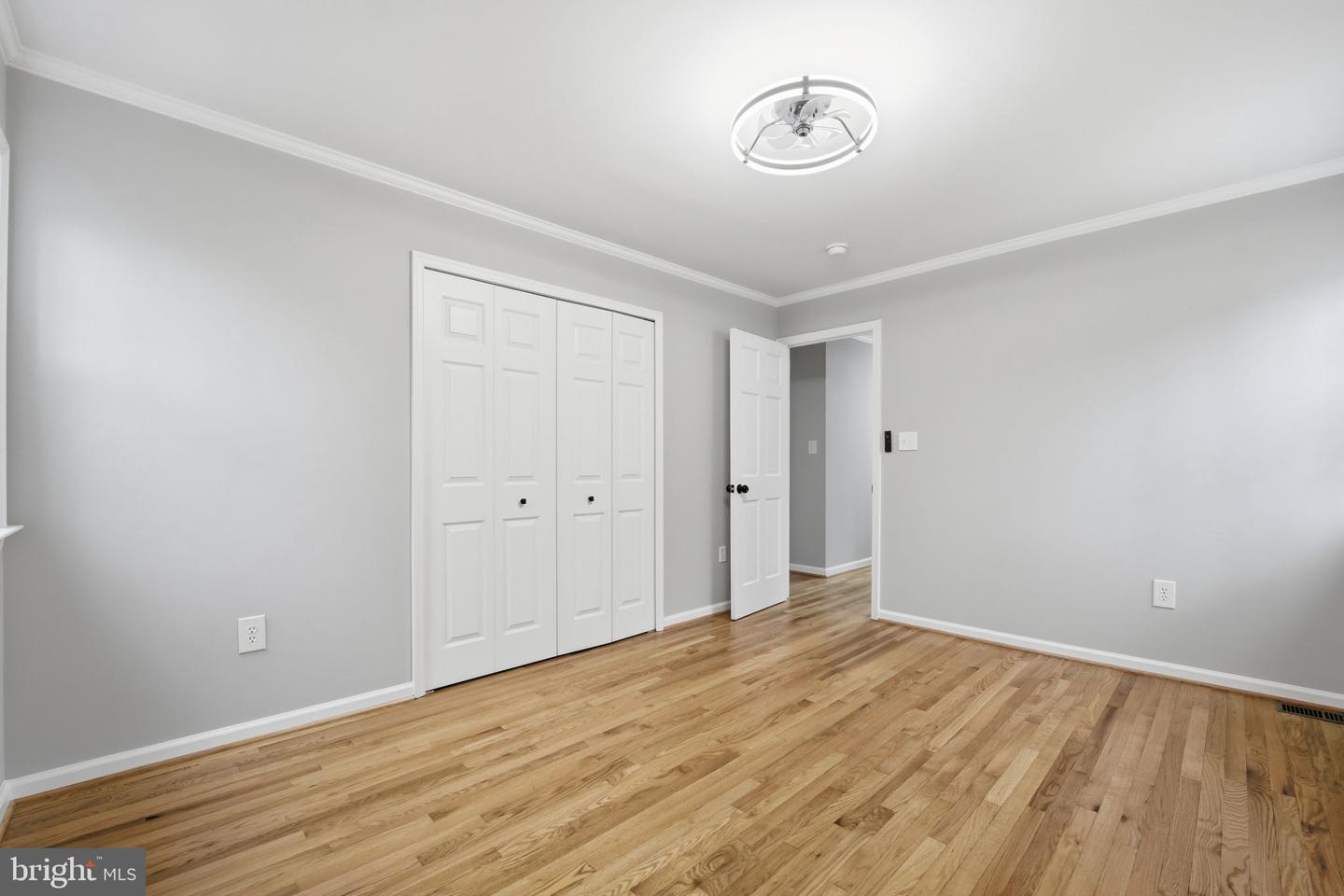 9438 WALLINGFORD DR, BURKE, Virginia 22015, 4 Bedrooms Bedrooms, ,3 BathroomsBathrooms,Residential,For sale,9438 WALLINGFORD DR,VAFX2292560 MLS # VAFX2292560