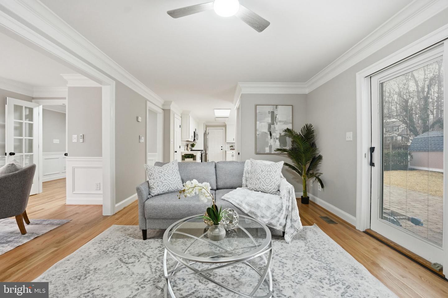 9438 WALLINGFORD DR, BURKE, Virginia 22015, 4 Bedrooms Bedrooms, ,3 BathroomsBathrooms,Residential,For sale,9438 WALLINGFORD DR,VAFX2292560 MLS # VAFX2292560