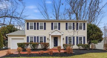 9438 WALLINGFORD DR, BURKE, Virginia 22015, 4 Bedrooms Bedrooms, ,3 BathroomsBathrooms,Residential,For sale,9438 WALLINGFORD DR,VAFX2292560 MLS # VAFX2292560