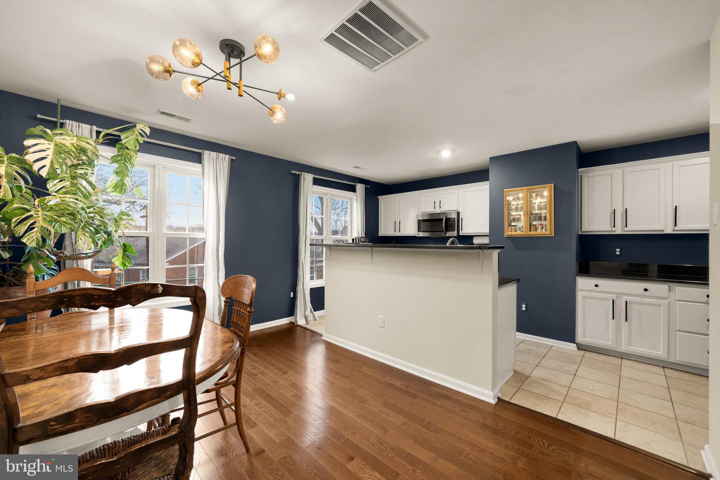 1636 S TAYLOR ST, ARLINGTON, Virginia 22204, 3 Bedrooms Bedrooms, ,2 BathroomsBathrooms,Residential,For sale,1636 S TAYLOR ST,VAAR2069240 MLS # VAAR2069240