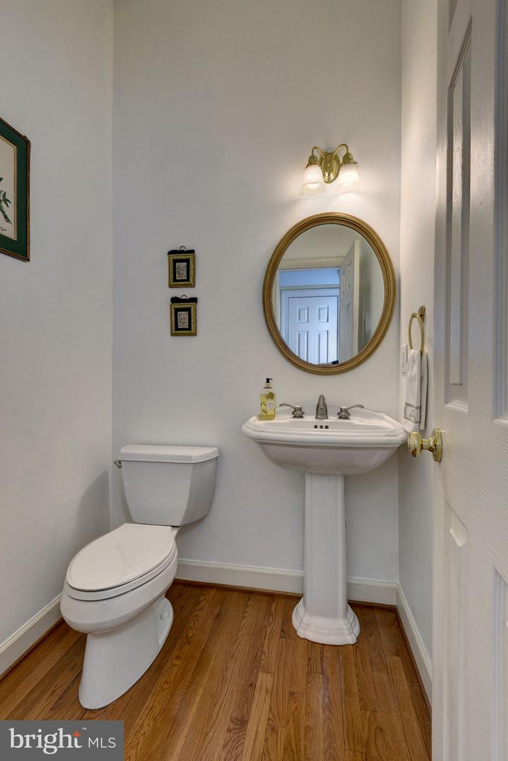 110 WORKINGTON, WILLIAMSBURG, Virginia 23188, 4 Bedrooms Bedrooms, 9 Rooms Rooms,4 BathroomsBathrooms,Residential,For sale,110 WORKINGTON,VAJC2000606 MLS # VAJC2000606