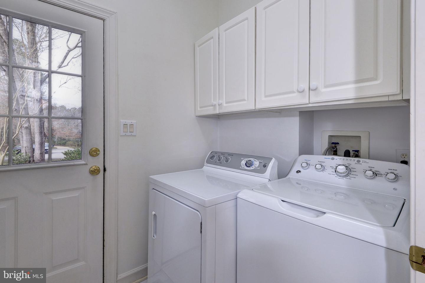 110 WORKINGTON, WILLIAMSBURG, Virginia 23188, 4 Bedrooms Bedrooms, 9 Rooms Rooms,4 BathroomsBathrooms,Residential,For sale,110 WORKINGTON,VAJC2000606 MLS # VAJC2000606