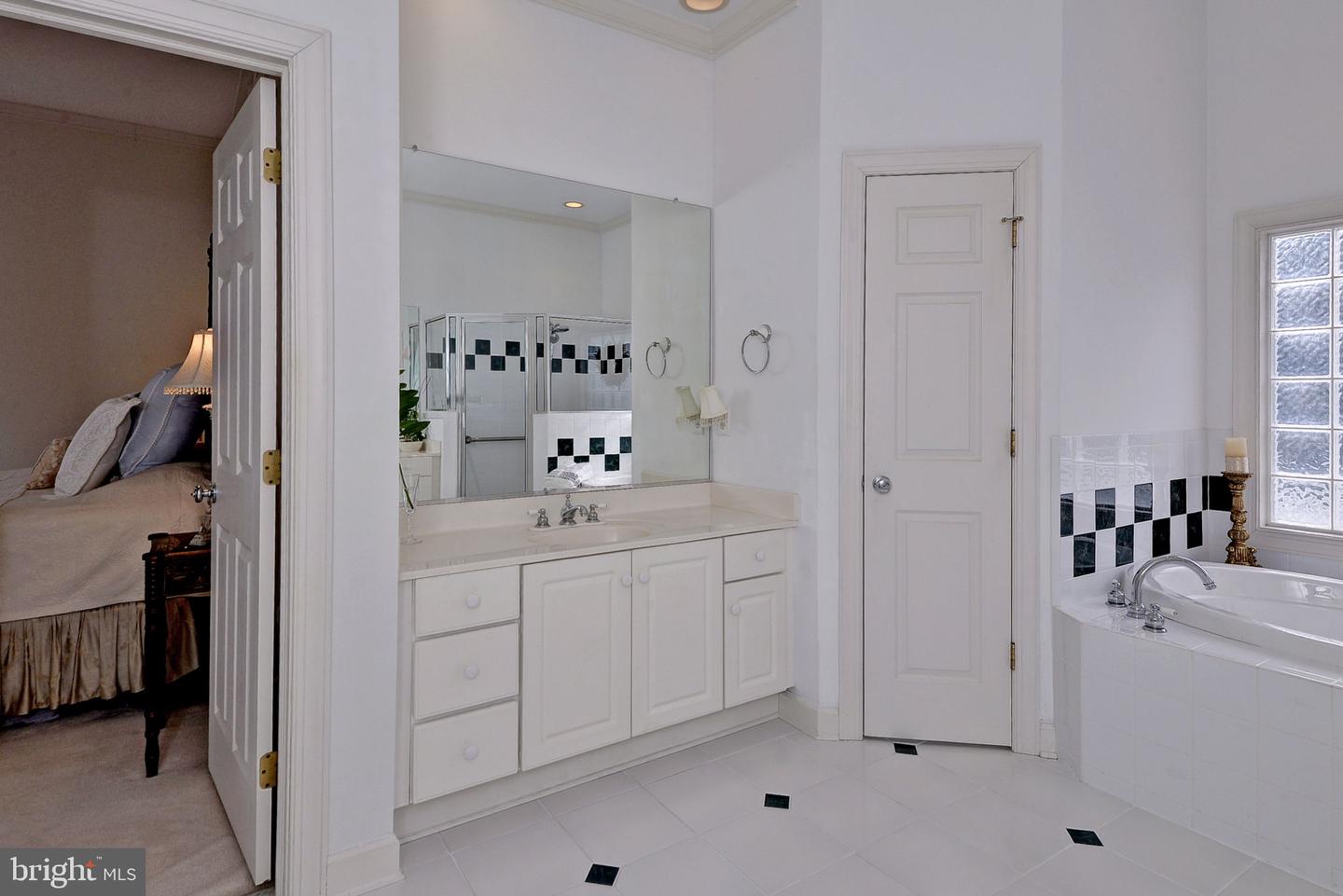 110 WORKINGTON, WILLIAMSBURG, Virginia 23188, 4 Bedrooms Bedrooms, 9 Rooms Rooms,4 BathroomsBathrooms,Residential,For sale,110 WORKINGTON,VAJC2000606 MLS # VAJC2000606