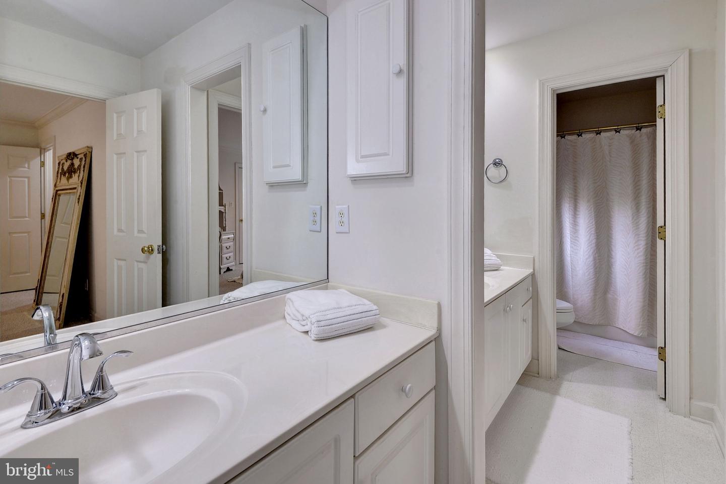 110 WORKINGTON, WILLIAMSBURG, Virginia 23188, 4 Bedrooms Bedrooms, 9 Rooms Rooms,4 BathroomsBathrooms,Residential,For sale,110 WORKINGTON,VAJC2000606 MLS # VAJC2000606