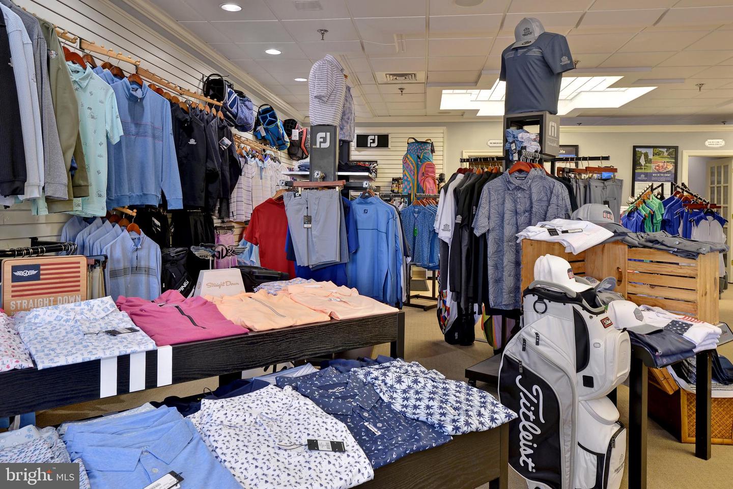 110 WORKINGTON, WILLIAMSBURG, Virginia 23188, 4 Bedrooms Bedrooms, 9 Rooms Rooms,4 BathroomsBathrooms,Residential,For sale,110 WORKINGTON,VAJC2000606 MLS # VAJC2000606