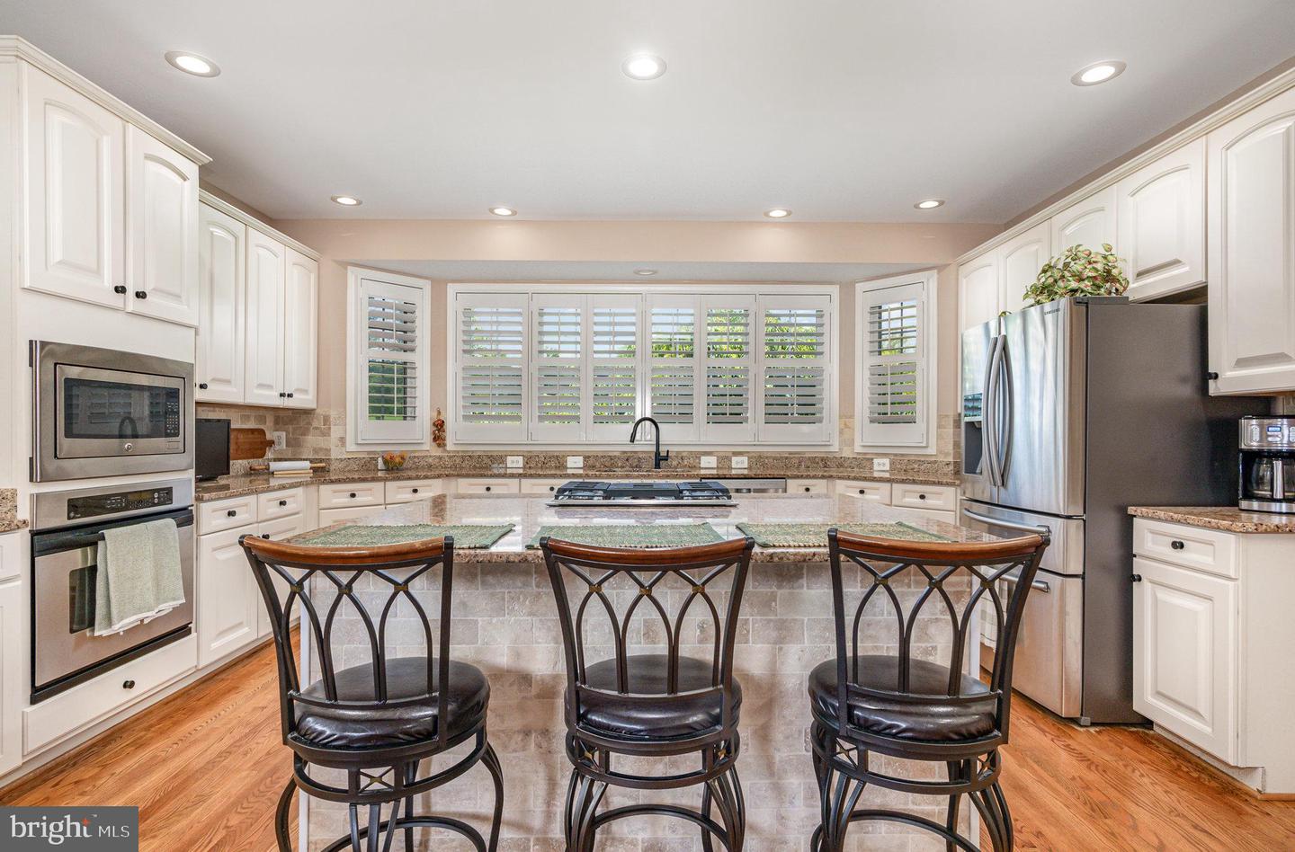 5 SMALL BEAR CT, STAFFORD, Virginia 22556, 5 Bedrooms Bedrooms, ,4 BathroomsBathrooms,Residential,For sale,5 SMALL BEAR CT,VAST2046486 MLS # VAST2046486