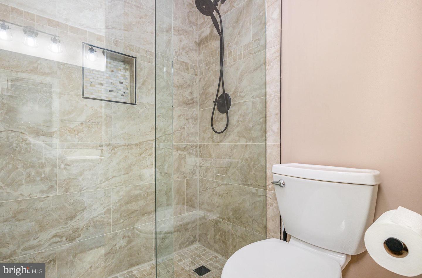 5 SMALL BEAR CT, STAFFORD, Virginia 22556, 5 Bedrooms Bedrooms, ,4 BathroomsBathrooms,Residential,For sale,5 SMALL BEAR CT,VAST2046486 MLS # VAST2046486