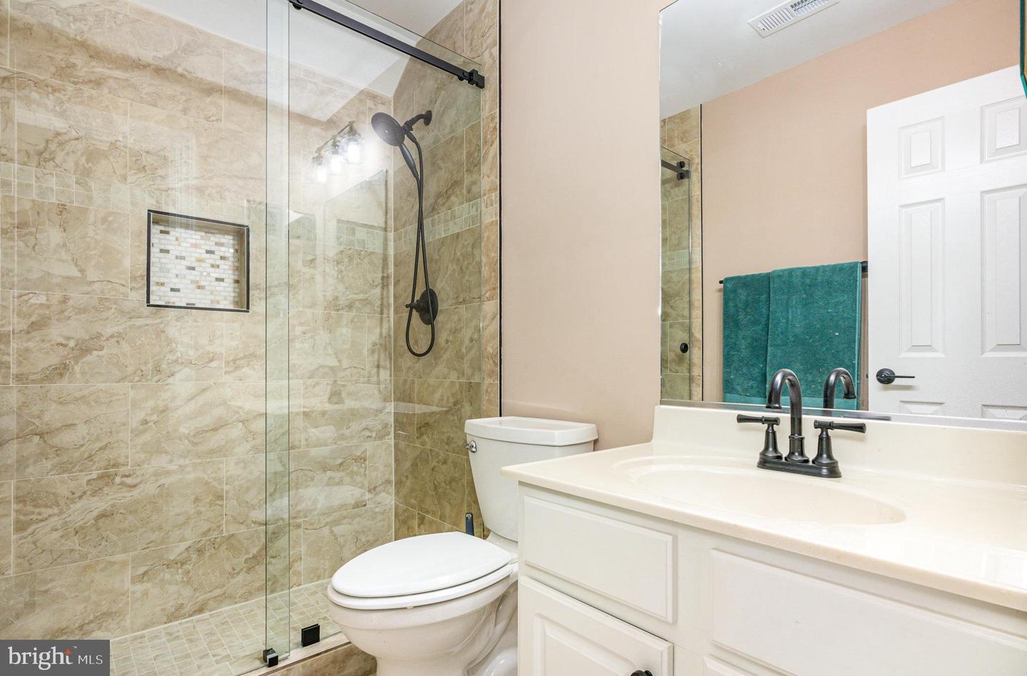 5 SMALL BEAR CT, STAFFORD, Virginia 22556, 5 Bedrooms Bedrooms, ,4 BathroomsBathrooms,Residential,For sale,5 SMALL BEAR CT,VAST2046486 MLS # VAST2046486