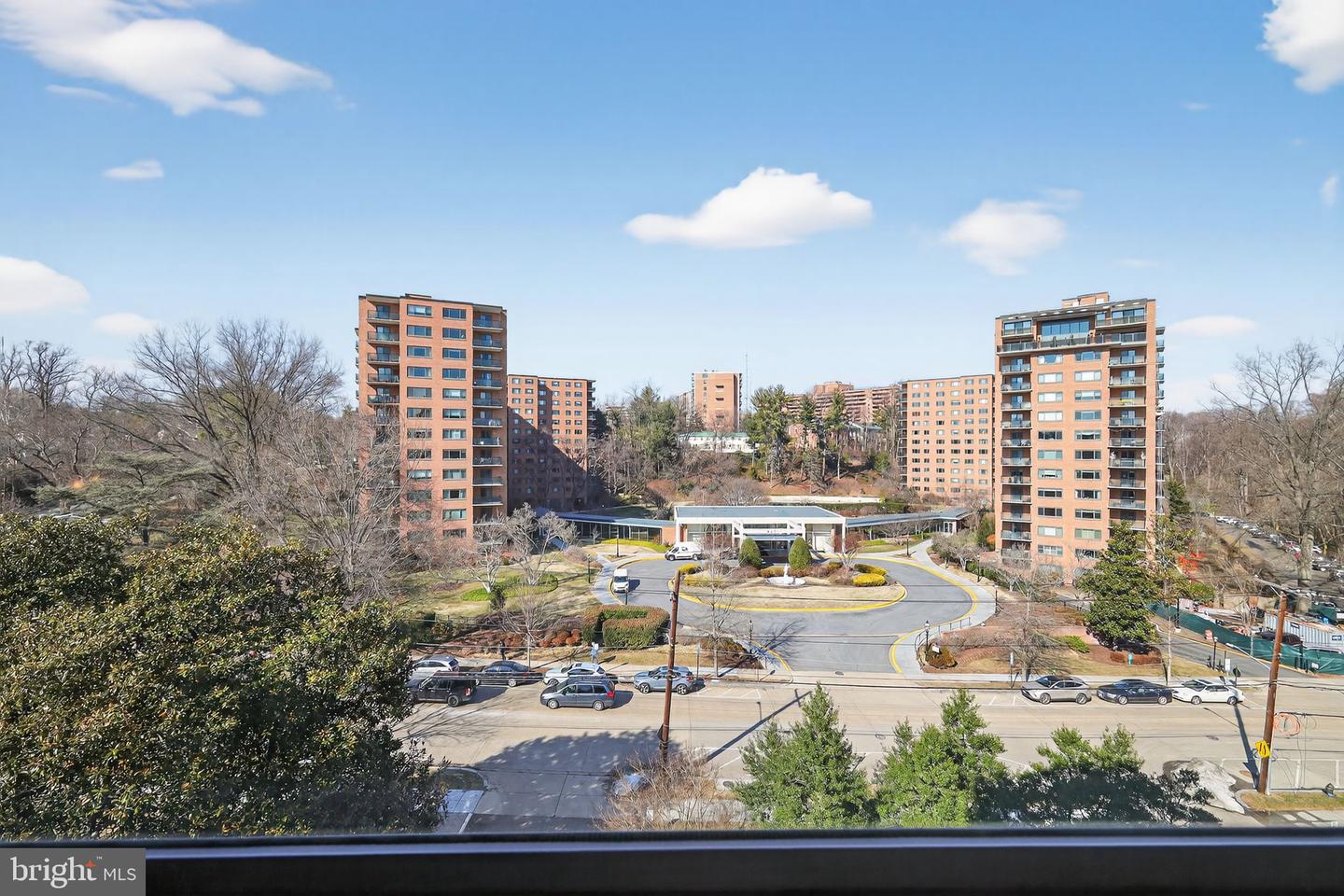 4200 CATHEDRAL AVE NW #1001, WASHINGTON, District Of Columbia 20016, 2 Bedrooms Bedrooms, 5 Rooms Rooms,1 BathroomBathrooms,Residential,For sale,4200 CATHEDRAL AVE NW #1001,DCDC2248142 MLS # DCDC2248142