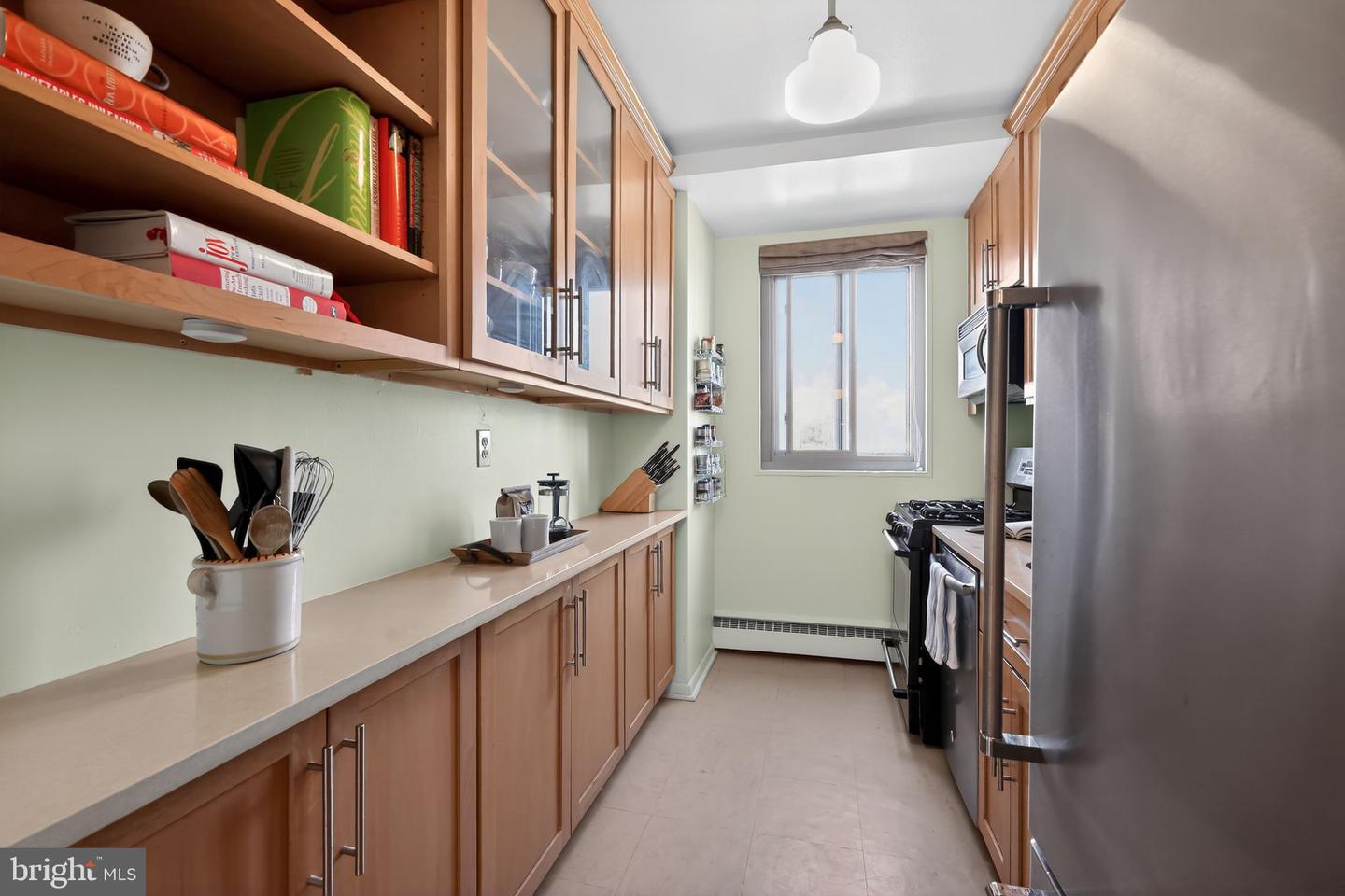 4200 CATHEDRAL AVE NW #1001, WASHINGTON, District Of Columbia 20016, 2 Bedrooms Bedrooms, 5 Rooms Rooms,1 BathroomBathrooms,Residential,For sale,4200 CATHEDRAL AVE NW #1001,DCDC2248142 MLS # DCDC2248142