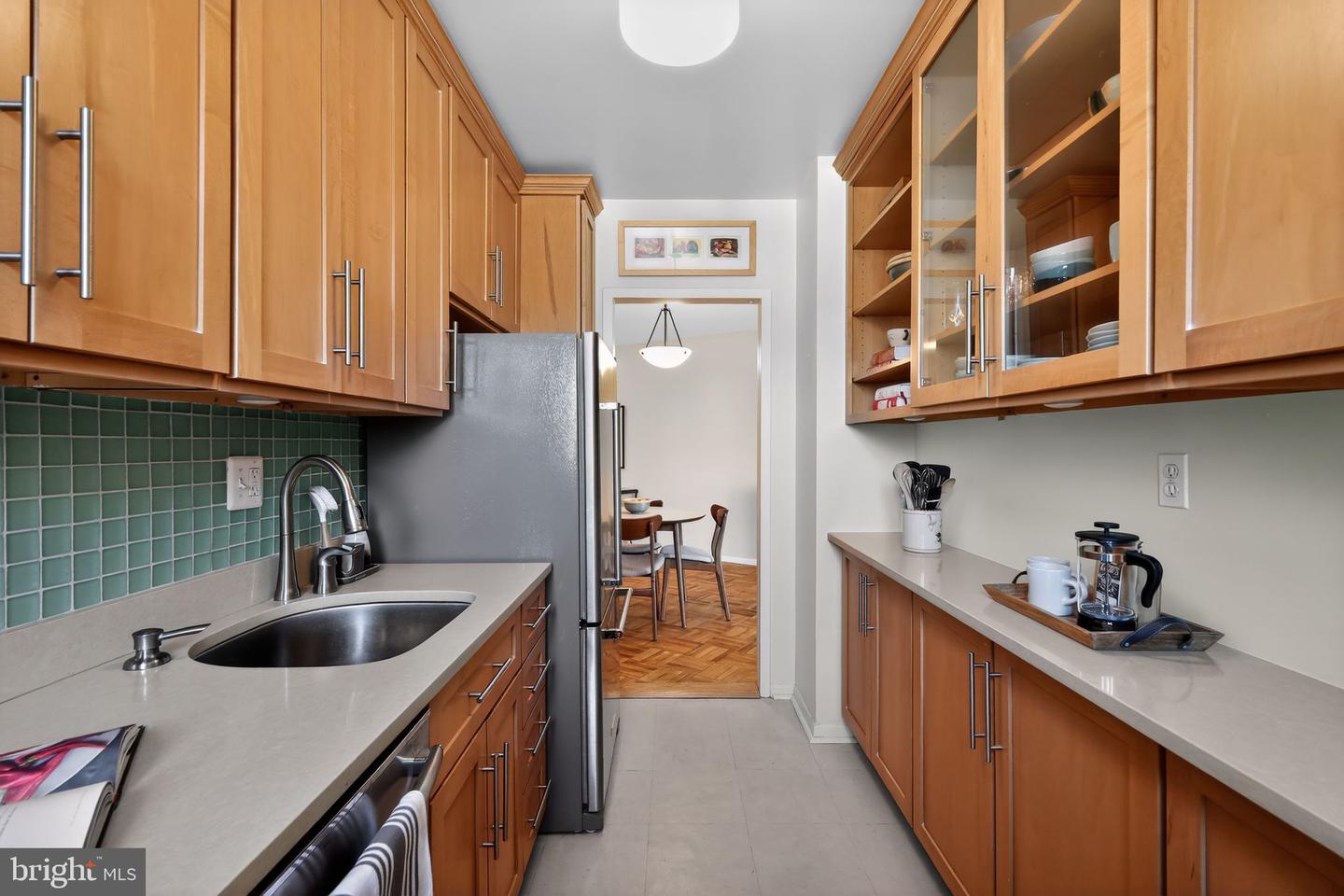 4200 CATHEDRAL AVE NW #1001, WASHINGTON, District Of Columbia 20016, 2 Bedrooms Bedrooms, 5 Rooms Rooms,1 BathroomBathrooms,Residential,For sale,4200 CATHEDRAL AVE NW #1001,DCDC2248142 MLS # DCDC2248142