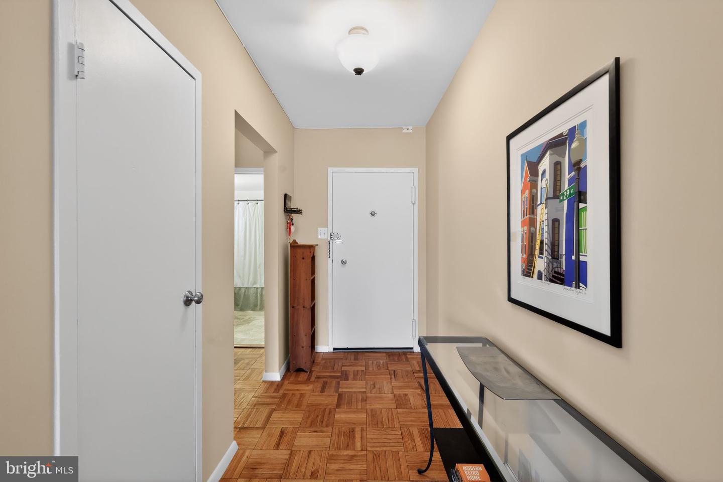 4200 CATHEDRAL AVE NW #1001, WASHINGTON, District Of Columbia 20016, 2 Bedrooms Bedrooms, 5 Rooms Rooms,1 BathroomBathrooms,Residential,For sale,4200 CATHEDRAL AVE NW #1001,DCDC2248142 MLS # DCDC2248142