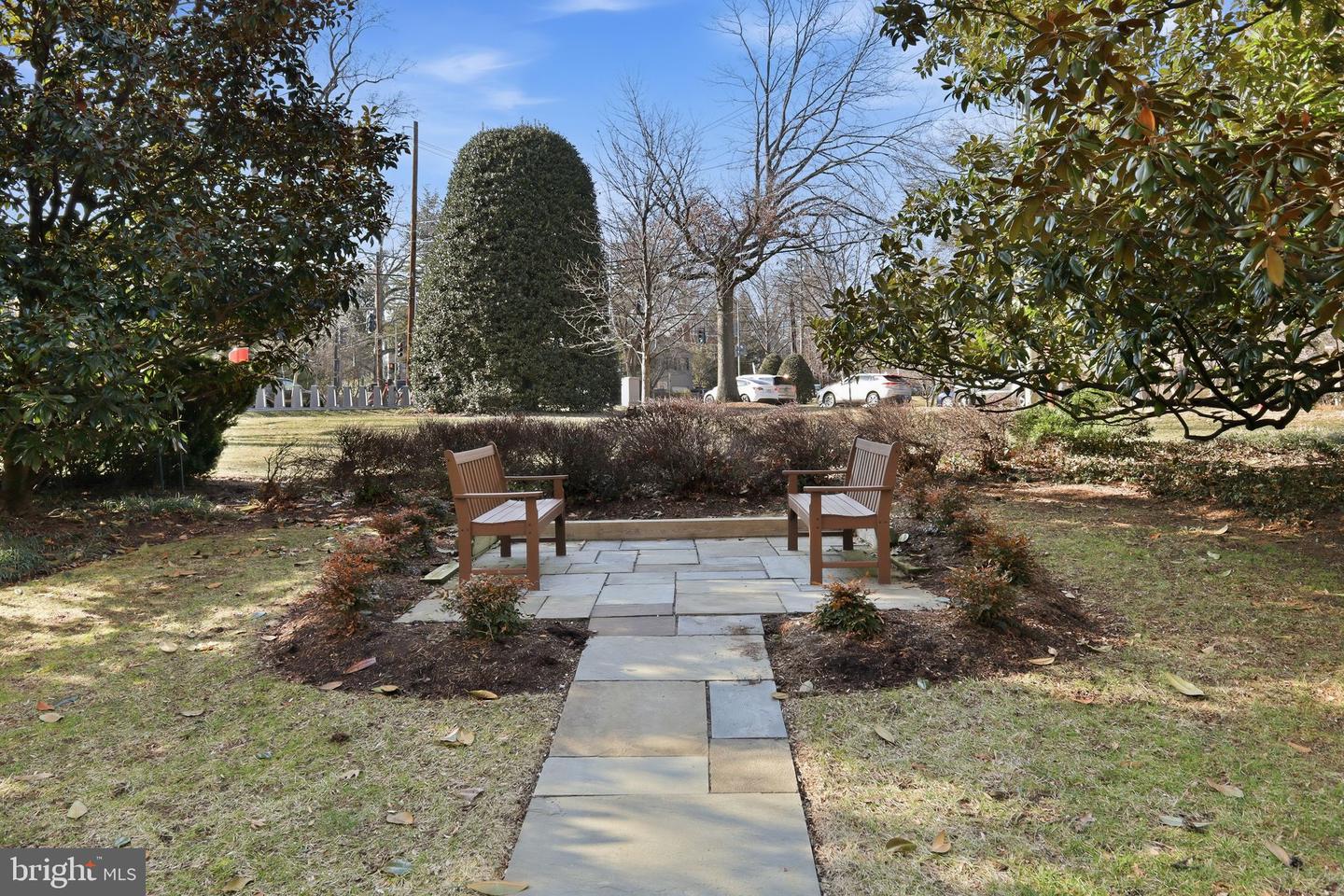 4200 CATHEDRAL AVE NW #1001, WASHINGTON, District Of Columbia 20016, 2 Bedrooms Bedrooms, 5 Rooms Rooms,1 BathroomBathrooms,Residential,For sale,4200 CATHEDRAL AVE NW #1001,DCDC2248142 MLS # DCDC2248142