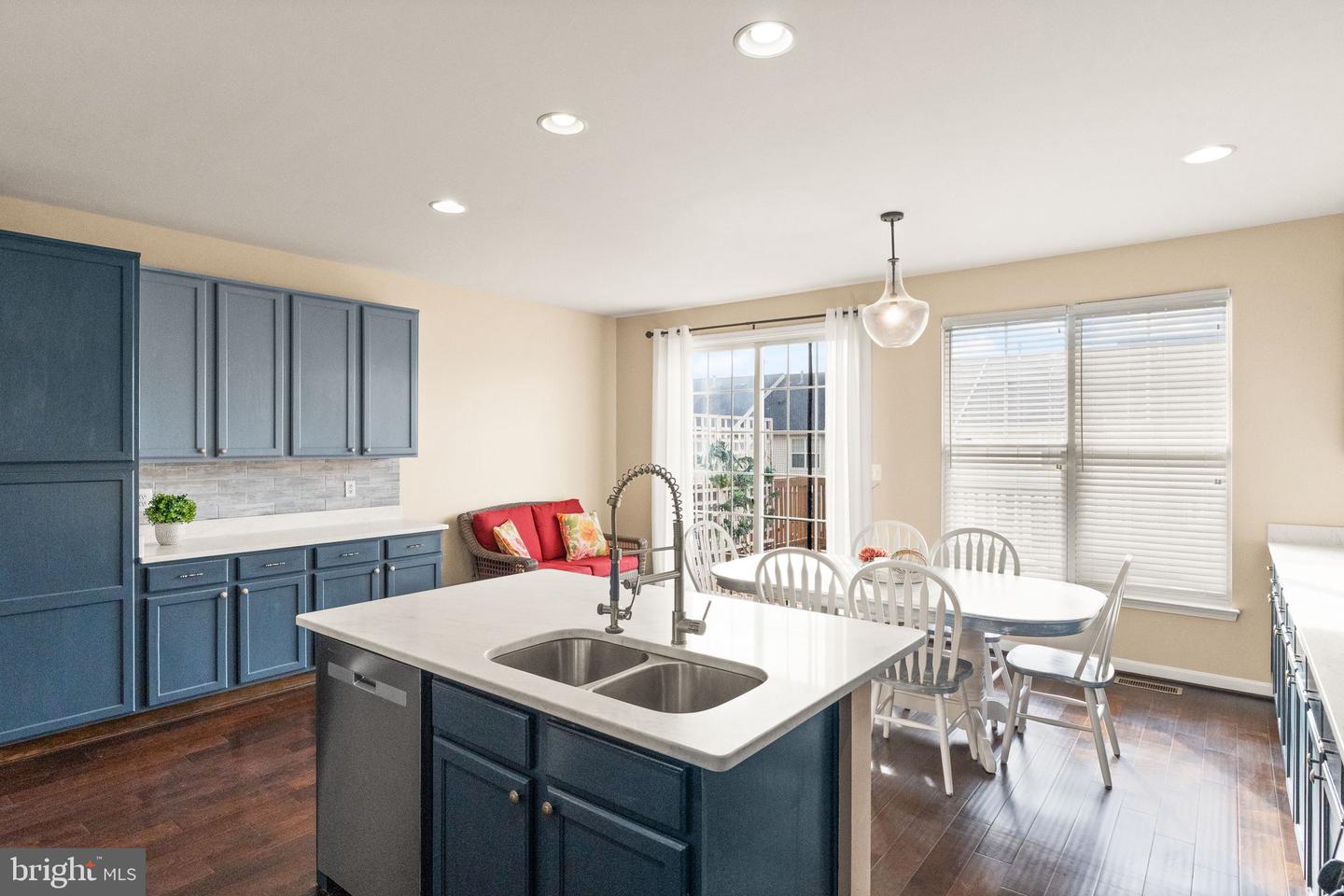 11863 BENTON LAKE RD, BRISTOW, Virginia 20136, 3 Bedrooms Bedrooms, ,3 BathroomsBathrooms,Residential,For sale,11863 BENTON LAKE RD,VAPW2113440 MLS # VAPW2113440