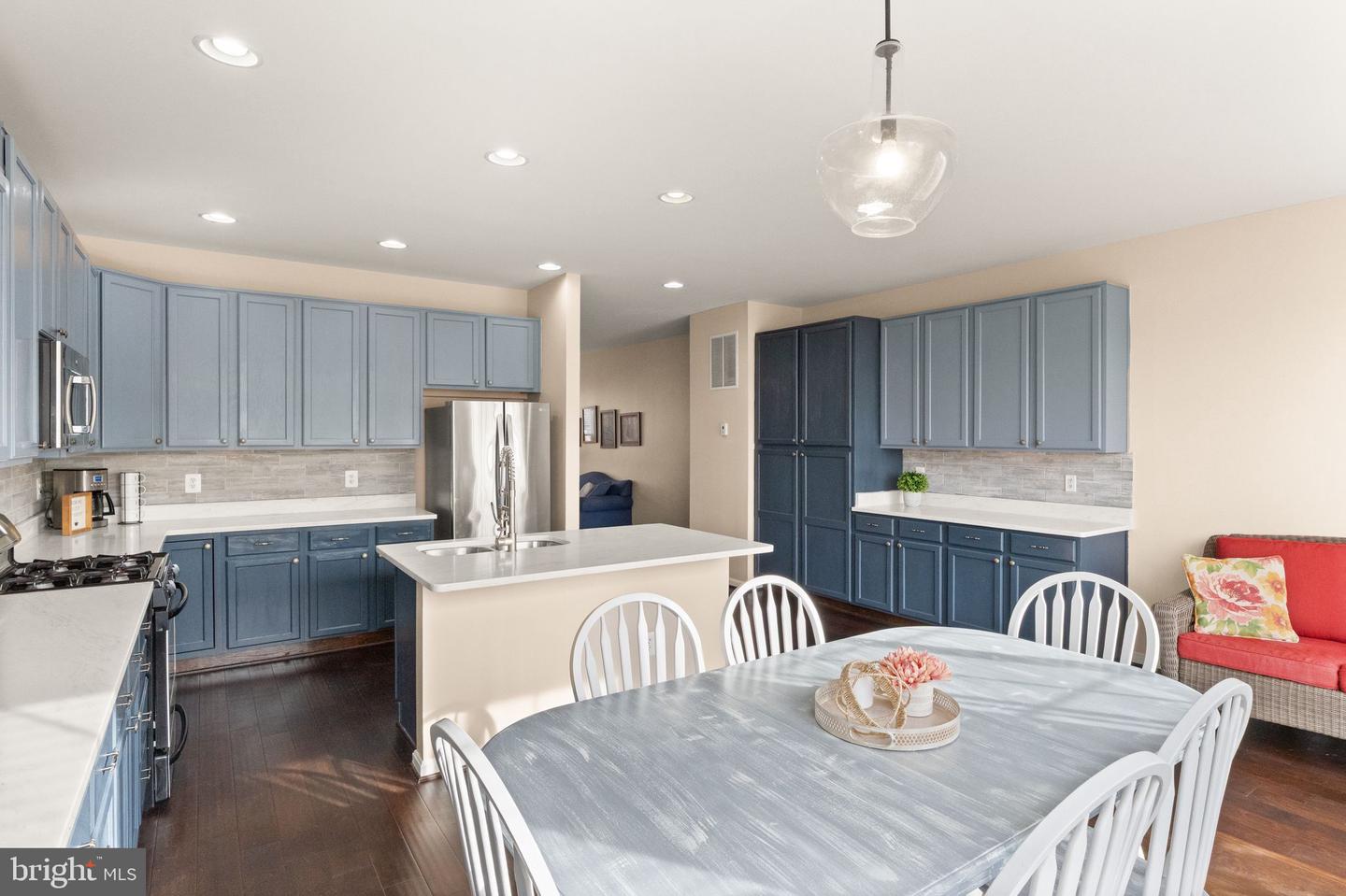 11863 BENTON LAKE RD, BRISTOW, Virginia 20136, 3 Bedrooms Bedrooms, ,3 BathroomsBathrooms,Residential,For sale,11863 BENTON LAKE RD,VAPW2113440 MLS # VAPW2113440