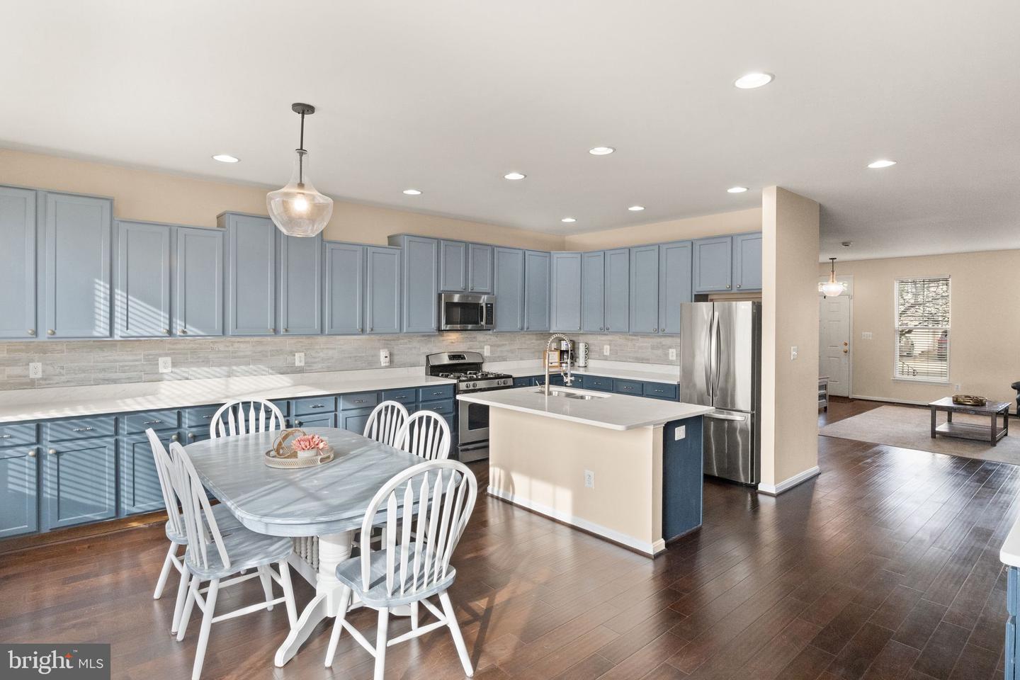 11863 BENTON LAKE RD, BRISTOW, Virginia 20136, 3 Bedrooms Bedrooms, ,3 BathroomsBathrooms,Residential,For sale,11863 BENTON LAKE RD,VAPW2113440 MLS # VAPW2113440