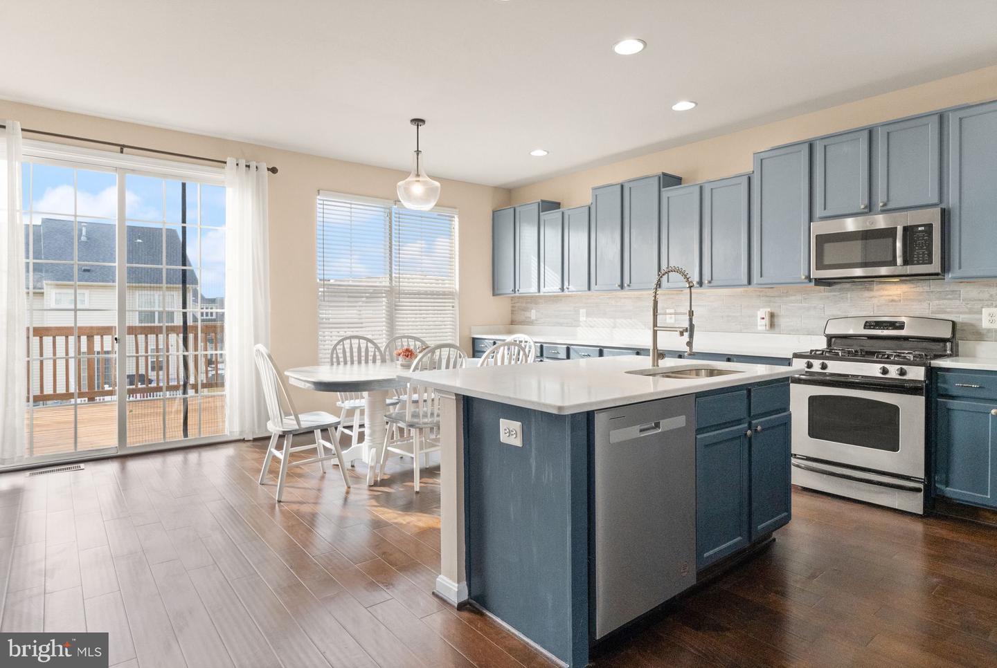 11863 BENTON LAKE RD, BRISTOW, Virginia 20136, 3 Bedrooms Bedrooms, ,3 BathroomsBathrooms,Residential,For sale,11863 BENTON LAKE RD,VAPW2113440 MLS # VAPW2113440