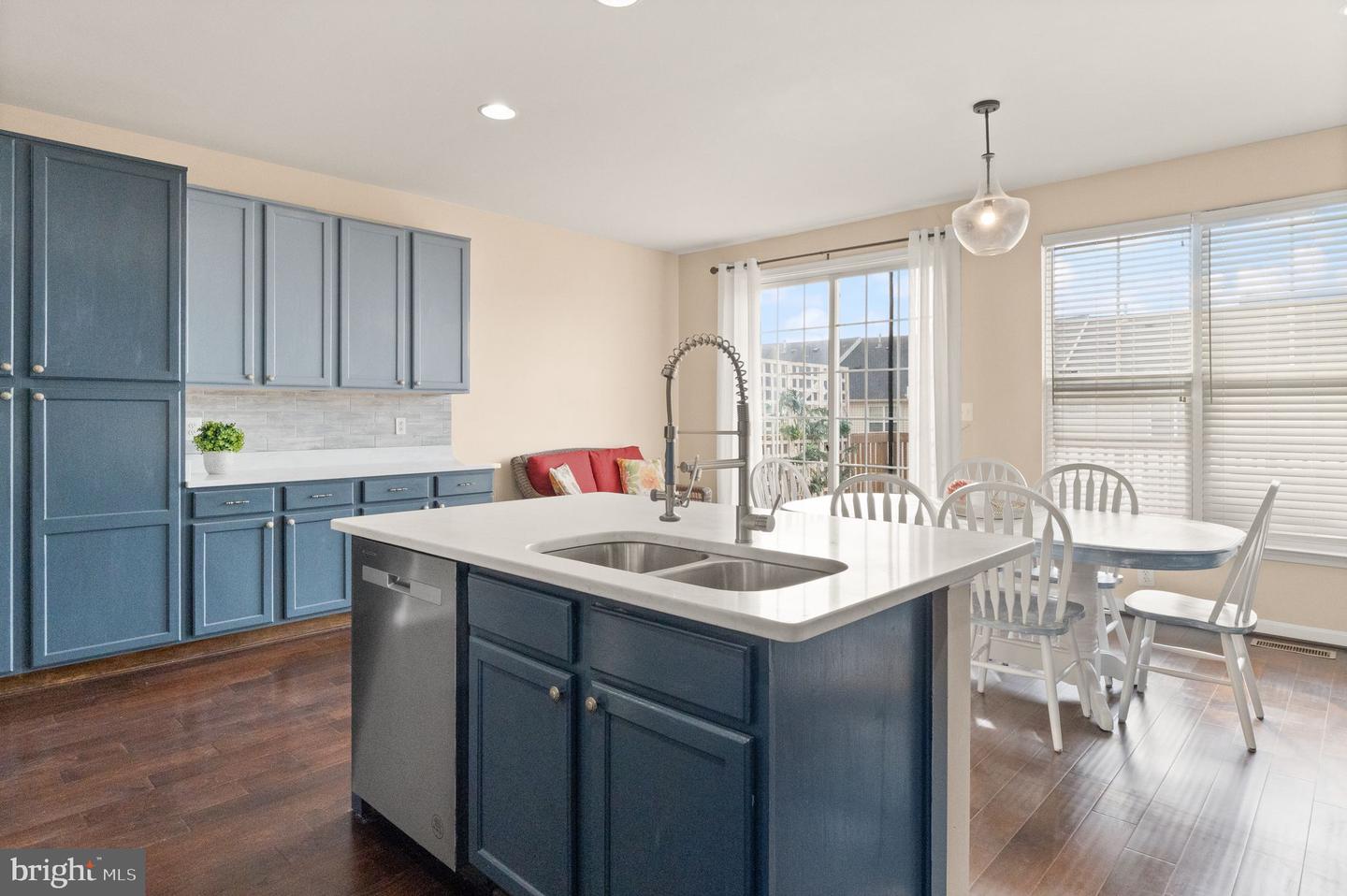 11863 BENTON LAKE RD, BRISTOW, Virginia 20136, 3 Bedrooms Bedrooms, ,3 BathroomsBathrooms,Residential,For sale,11863 BENTON LAKE RD,VAPW2113440 MLS # VAPW2113440