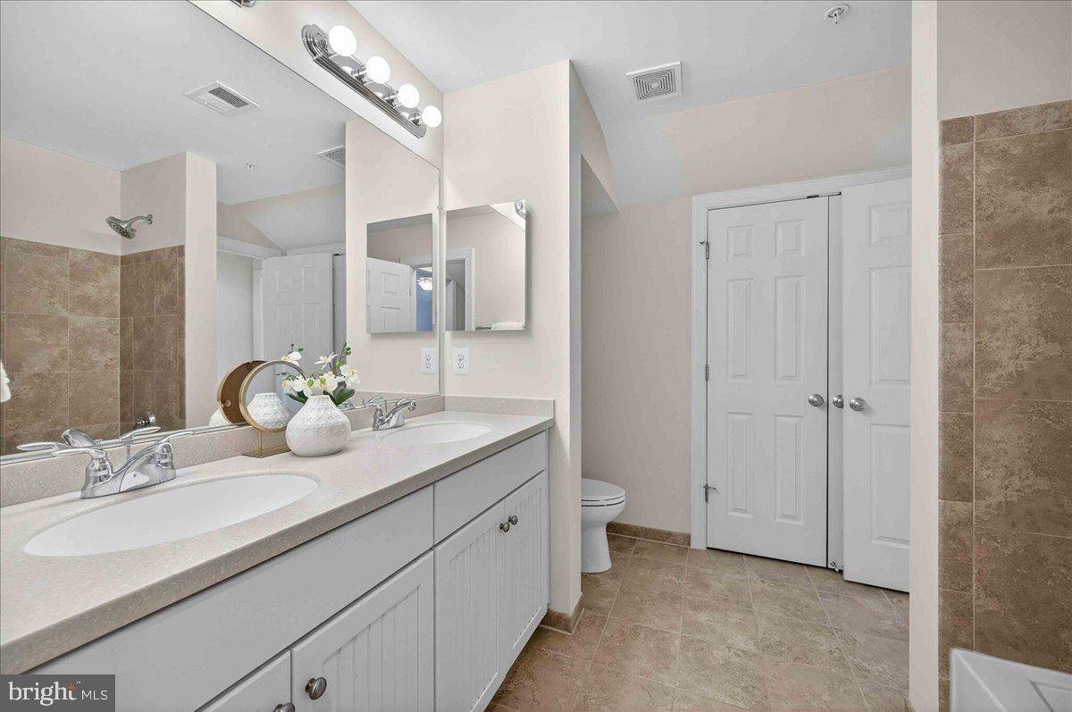 2081 HUTCHISON GROVE CT, FALLS CHURCH, Virginia 22043, 3 Bedrooms Bedrooms, ,2 BathroomsBathrooms,Residential,For sale,2081 HUTCHISON GROVE CT,VAFX2293160 MLS # VAFX2293160