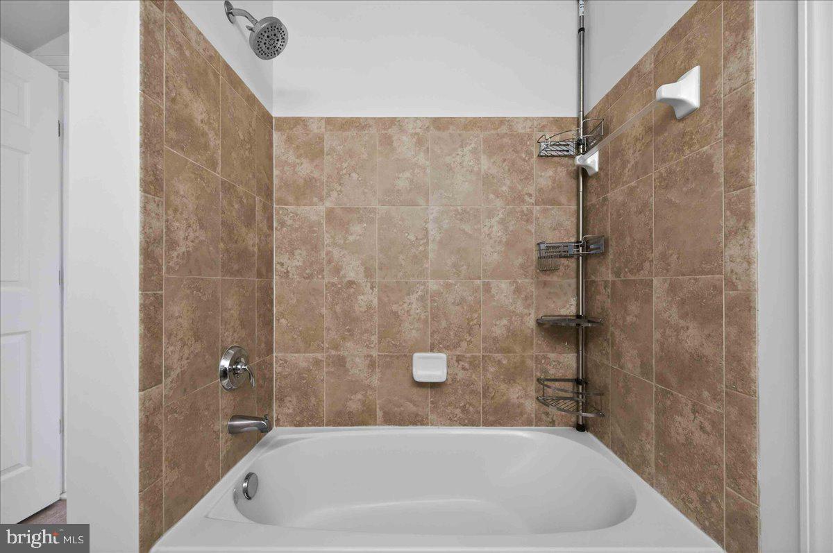 2081 HUTCHISON GROVE CT, FALLS CHURCH, Virginia 22043, 3 Bedrooms Bedrooms, ,2 BathroomsBathrooms,Residential,For sale,2081 HUTCHISON GROVE CT,VAFX2293160 MLS # VAFX2293160