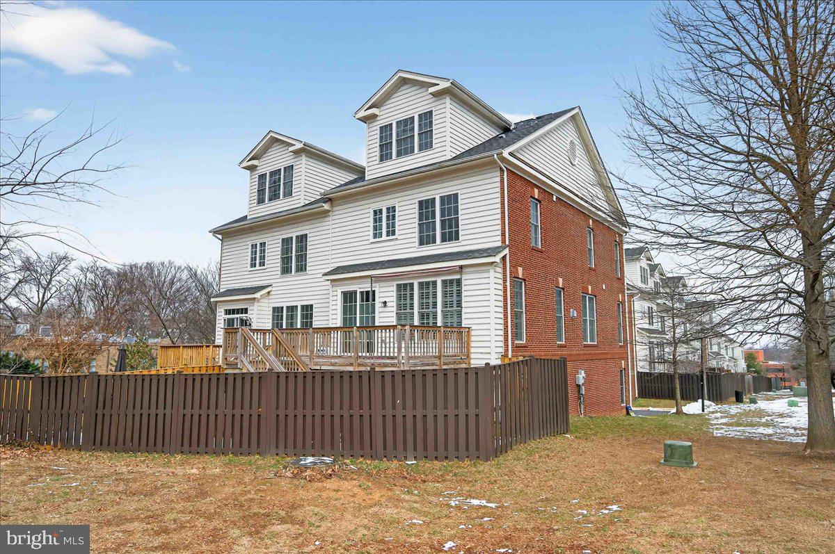 2081 HUTCHISON GROVE CT, FALLS CHURCH, Virginia 22043, 3 Bedrooms Bedrooms, ,2 BathroomsBathrooms,Residential,For sale,2081 HUTCHISON GROVE CT,VAFX2293160 MLS # VAFX2293160