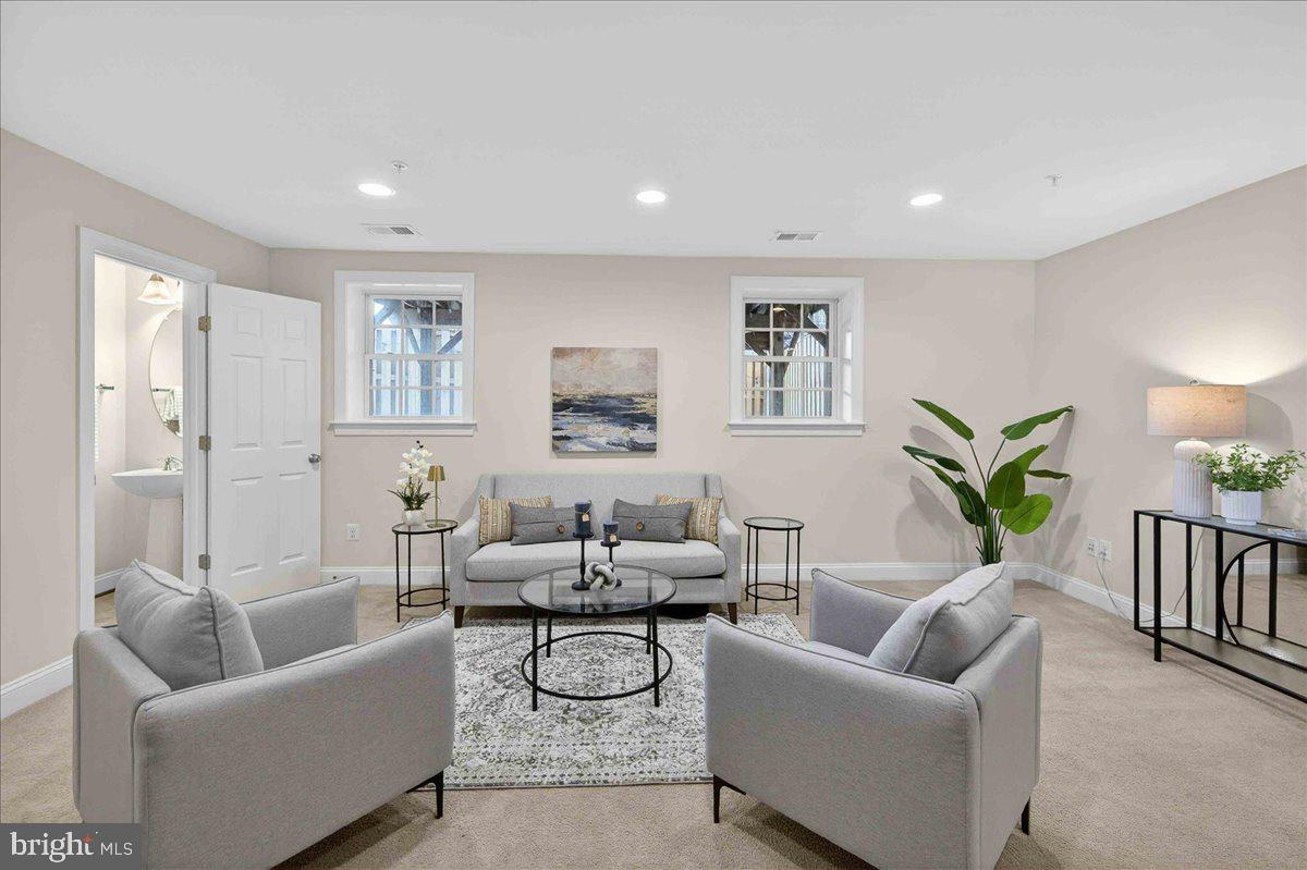 2081 HUTCHISON GROVE CT, FALLS CHURCH, Virginia 22043, 3 Bedrooms Bedrooms, ,2 BathroomsBathrooms,Residential,For sale,2081 HUTCHISON GROVE CT,VAFX2293160 MLS # VAFX2293160