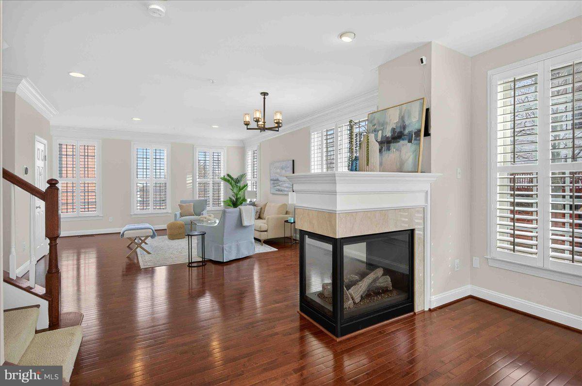 2081 HUTCHISON GROVE CT, FALLS CHURCH, Virginia 22043, 3 Bedrooms Bedrooms, ,2 BathroomsBathrooms,Residential,For sale,2081 HUTCHISON GROVE CT,VAFX2293160 MLS # VAFX2293160