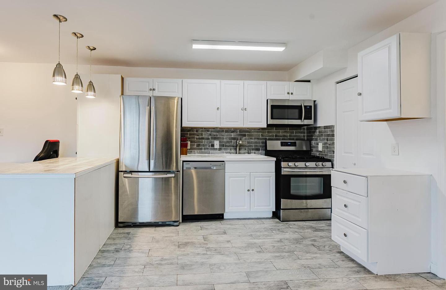 7328 ROUTE 29 #28/102, FALLS CHURCH, Virginia 22046, 1 Bedroom Bedrooms, ,1 BathroomBathrooms,Residential,For sale,7328 ROUTE 29 #28/102,VAFX2292974 MLS # VAFX2292974