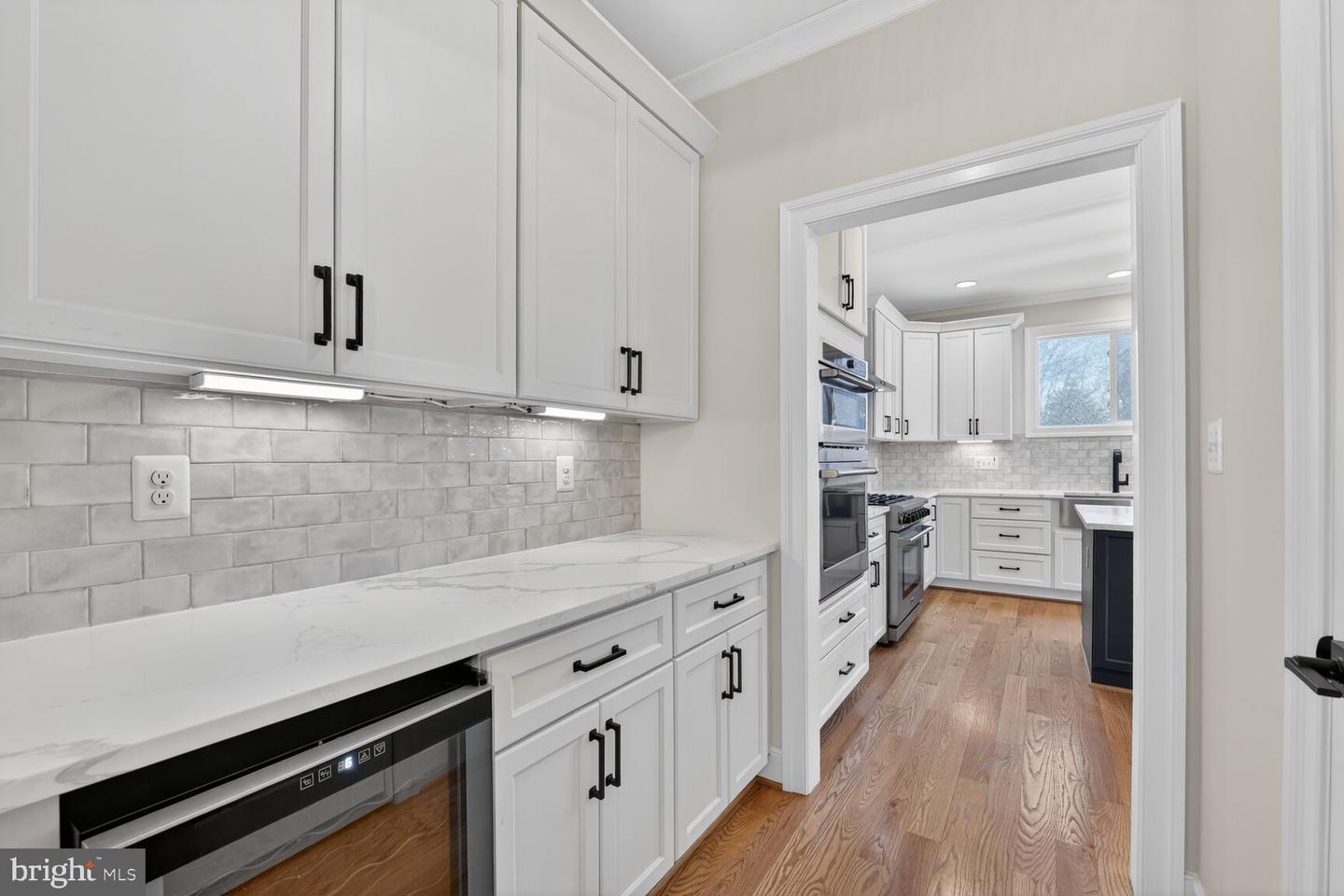 7405 STORM CT, FALLS CHURCH, Virginia 22043, 5 Bedrooms Bedrooms, ,5 BathroomsBathrooms,Residential,For sale,7405 STORM CT,VAFX2293208 MLS # VAFX2293208