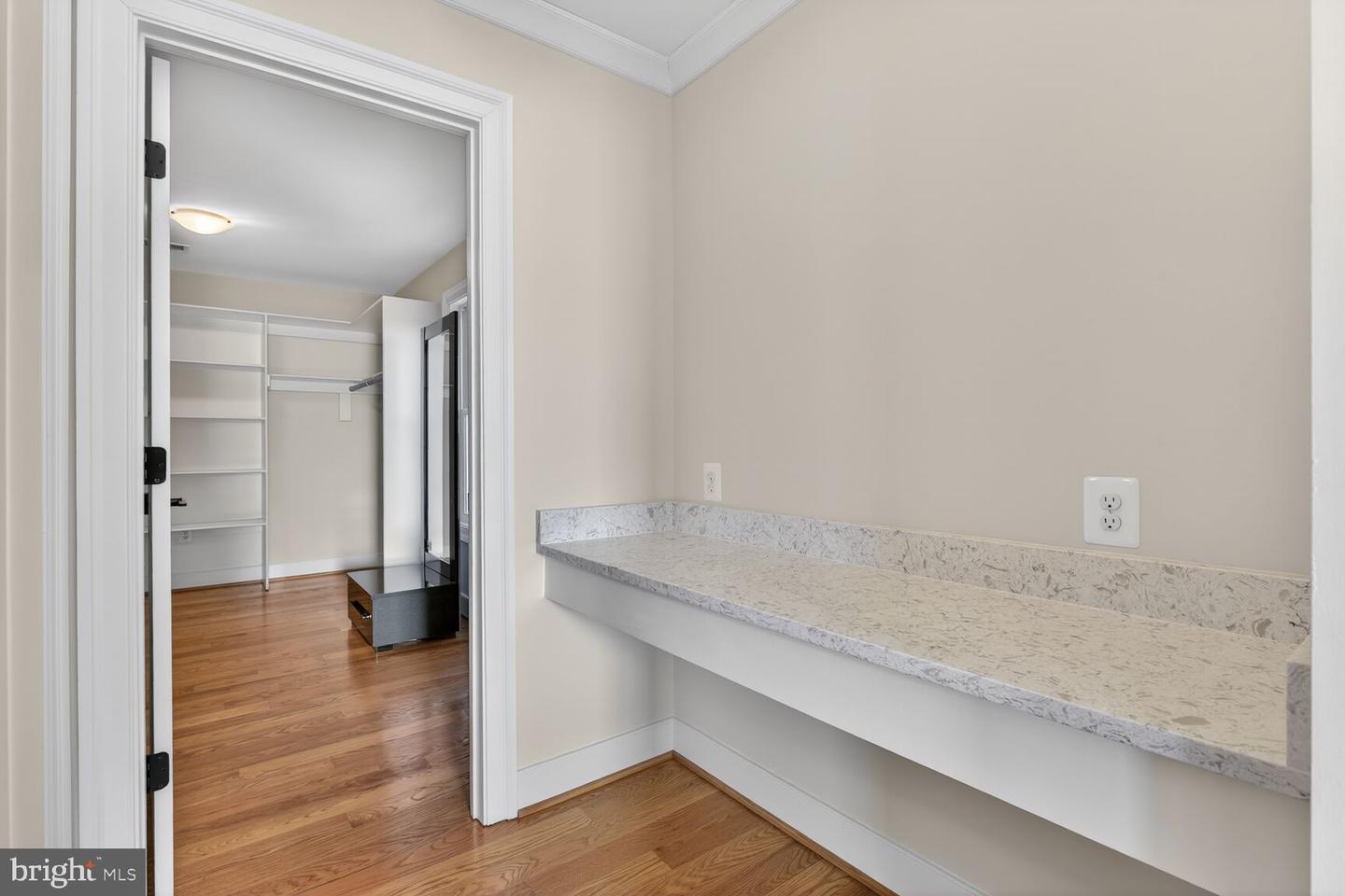 7405 STORM CT, FALLS CHURCH, Virginia 22043, 5 Bedrooms Bedrooms, ,5 BathroomsBathrooms,Residential,For sale,7405 STORM CT,VAFX2293208 MLS # VAFX2293208